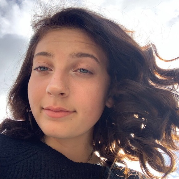 Meet your Posher, Phoebe - Picture 1 of 1